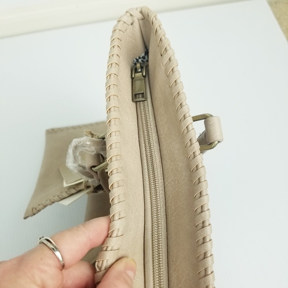 Vegan Leather Antik Kraft Handbag NWT - Picture 9 of 14